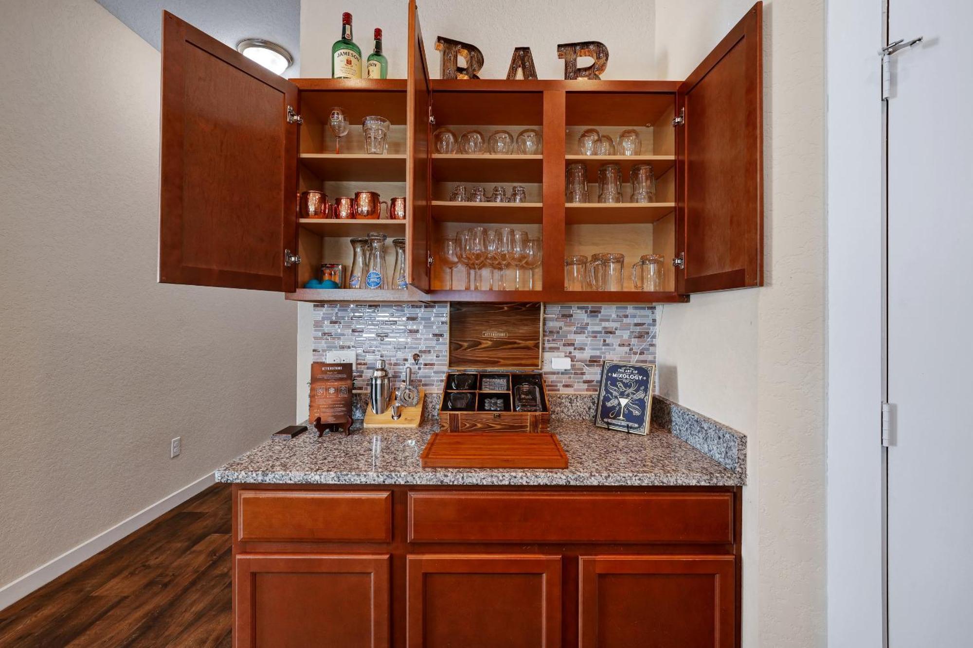 Speakeasy - A Birdy Vacation Rental سان أنطونيو المظهر الخارجي الصورة